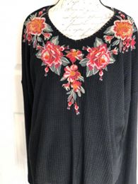 XL Black Waffle Knit Floral